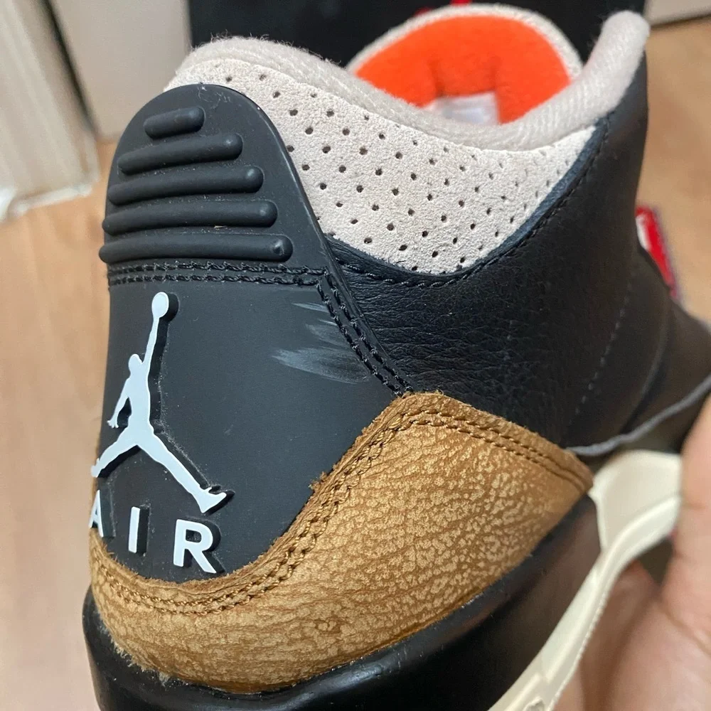 2022 Air Jordan 3 Retro “Desert Elephant” Size 7.5